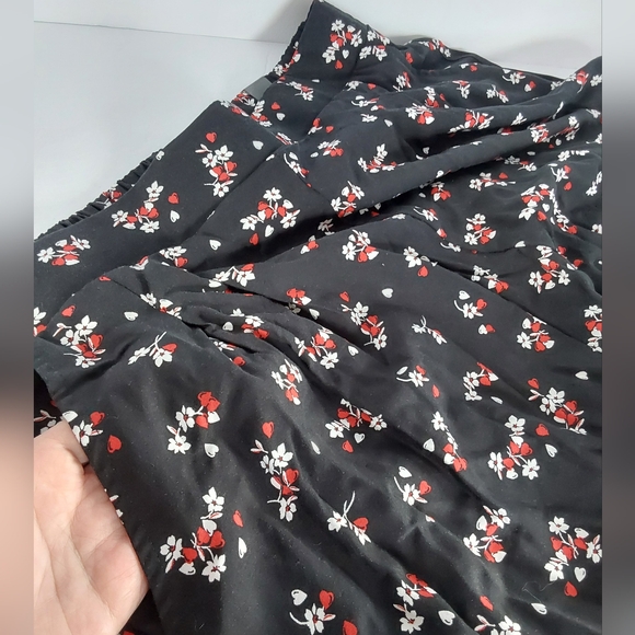 Torrid Black with Red and White Floral Design Shorts 2 - Picture 7 of 7